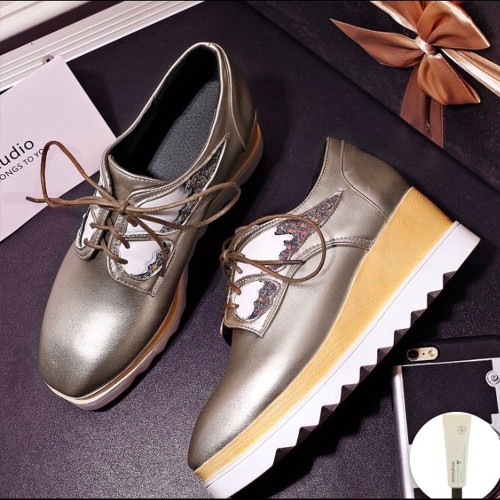 Oxfords wedge